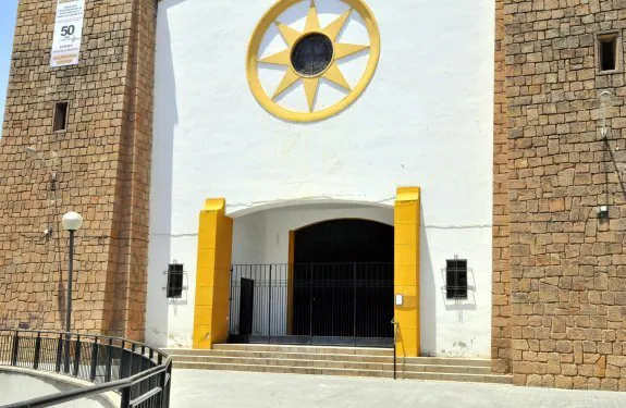 La parroquia de San Agustín eliminará sus barreras arquitectónicas con una rampa