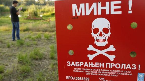 Peligro por jugar Pokémon Go en campos llenos de minas