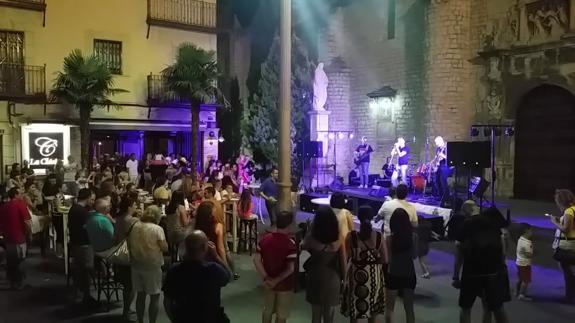 The Changers, versiones con un giro de 180º