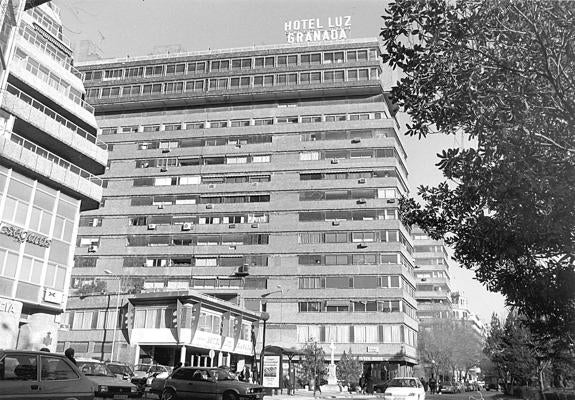 Vista exterior del Hotel Luz Granada.