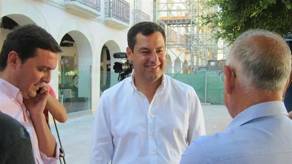 Moreno acusa a Díaz de «seguir la estela» de Sánchez y «obstaculizar» un gobierno para ir a «terceras elecciones»