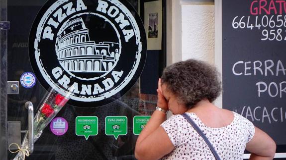 Exterior de la pizzería que regentaba Ana Huete. 