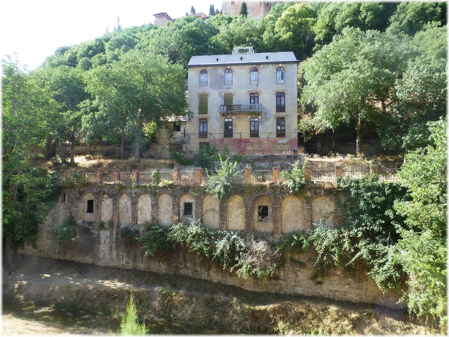 Una plataforma pide ampliar el proyecto ideado en el paseo bajo la Alhambra