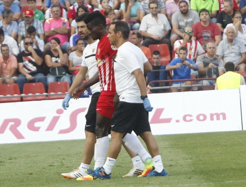 El Almería, pendiente de Azeez y Diamanka