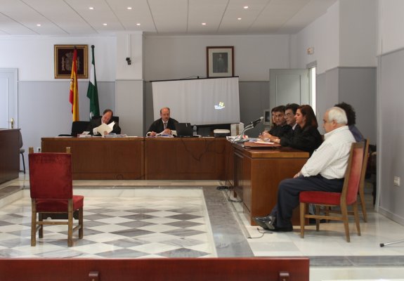 Los tribunales de jurado se celebran en las salas de vistas de la Audiencia Provincial, en el Palacio de Justicia de la capital almeriense.