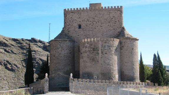 El castillo es la construcción más reconocida que posee Gérgal.