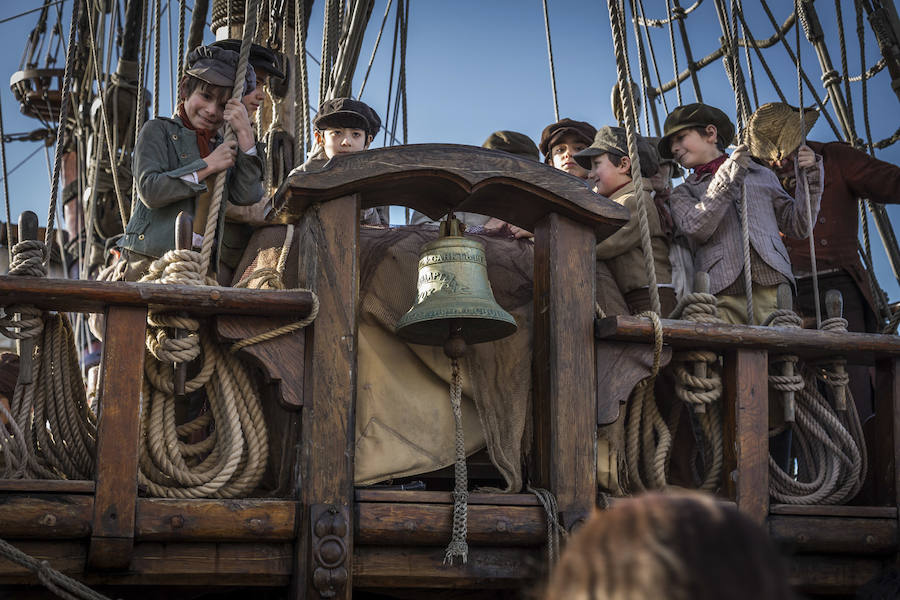 Sobre esta aventura se han escrito nueve novelas y se han rodado varias películas. La foto grande corresponde a unaescena de la recientemente estrenada ‘22 ángeles’.