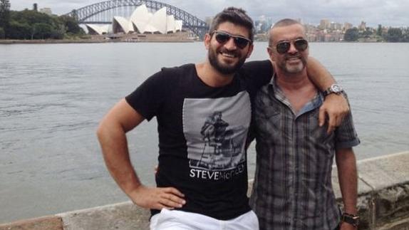 La Policía investiga una supuesta relación de la pareja de George Michael en su muerte