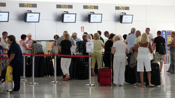 Desde el verano habrá nuevos destinos y más vuelos en el Aeropuerto de Almería