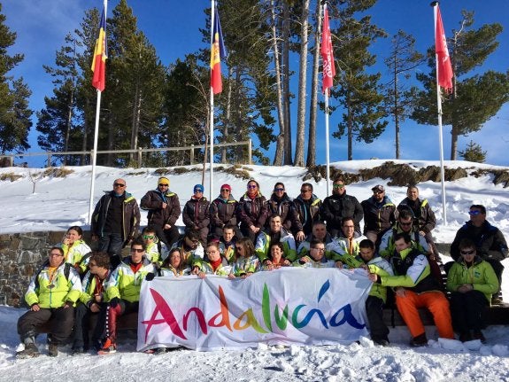 La expedición del club Sierra Nevada Natura Ability se desplazó con dieciocho deportistas y doce técnicos al Campeonato de España celebrado en Vallnord, Andorra.