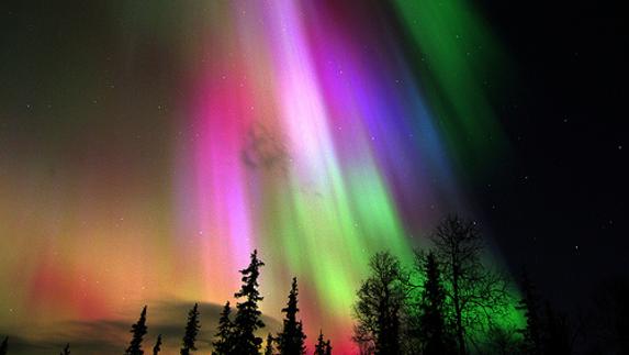 La policía de Islandia pide a los conductores que no se distraigan con la aurora boreal