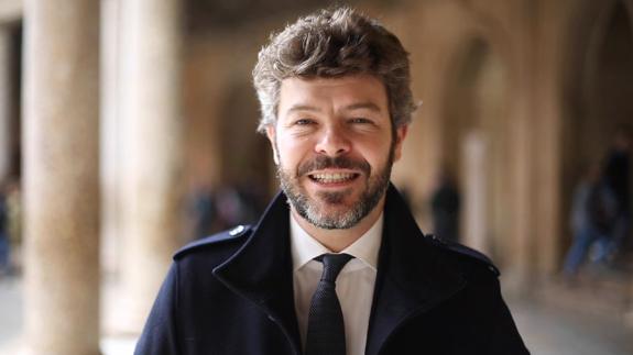 Heras Casaso, a la derecha en su presentación como director del Festival.