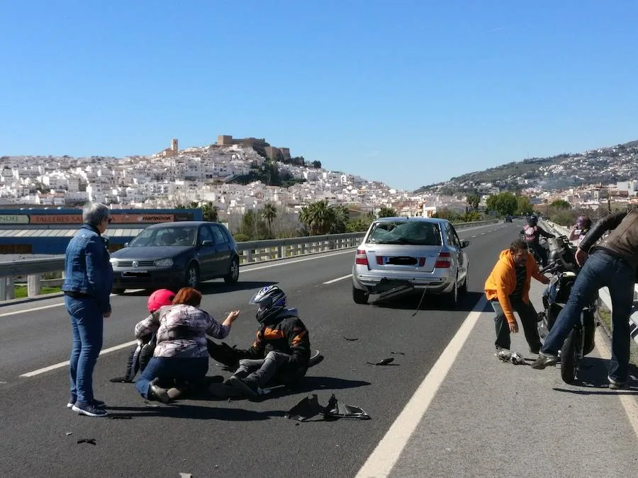 Dos heridos leves tras un accidente en la N-340