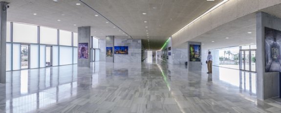 Interior del Palacio de Congresos y Exposiciones de El Toyo de la ciudad de Almería.