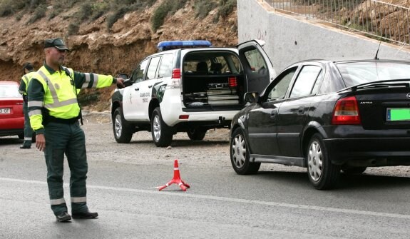 La Dirección General de Tráfico llevó a cabo la pasada semana un dispositivo especial sobre el uso del cinturón en Almería.