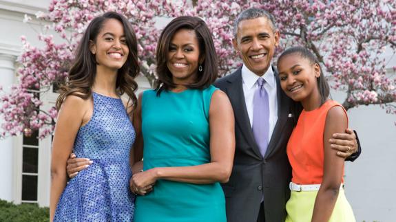 Sale a la luz una foto con el verdadero pelo de Michelle Obama