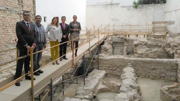 Abierto al público los restos arqueológicos hallados en una oficina de Cajamar