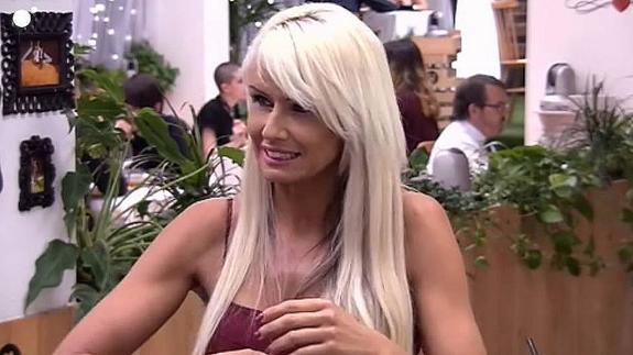 La acróbata vaginal que dejó sorprendidos a los espectadores de 'First Dates'