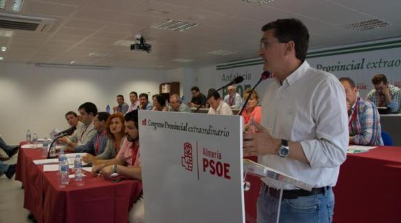 Aprobada por aclamación la lista de delegados PSOE de Almería al 39 Congreso