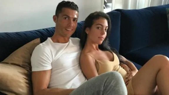 Cristiano Ronaldo tendrá gemelos de su novia Georgina