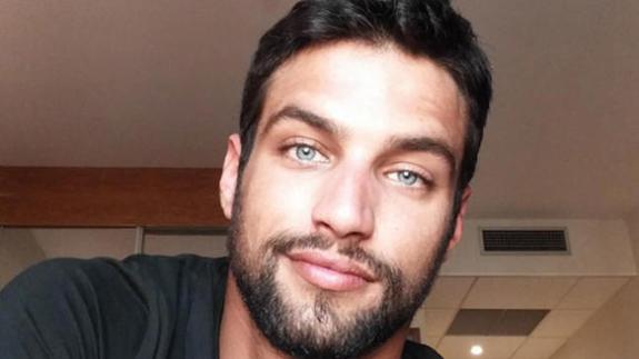 Jesús Castro publica la primera foto con su famosa novia