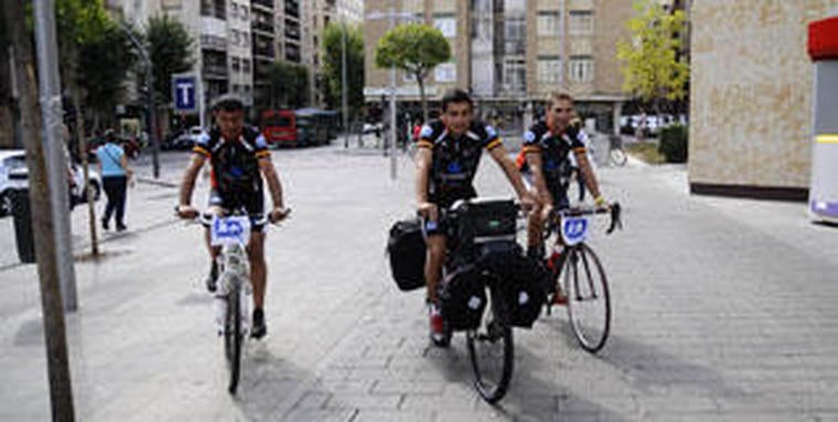 El alcalde de Navacarros inicia la última etapa de su 'Ruta Solidaria