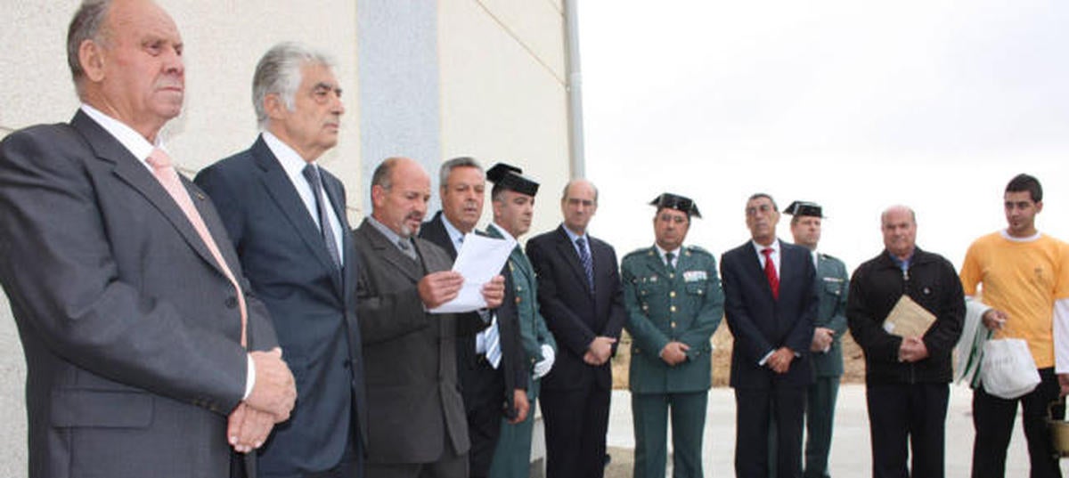 Pitiegua dedica una calle al guardia civil Eugenio Recio, víctima de ETA en 1985