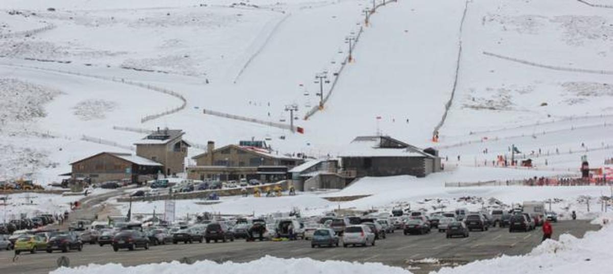 Hacienda embarga las cuentas de la gestora de La Covatilla, que podría cerrar el lunes