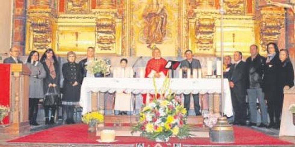 Los quintos del 69 y los mayores de Palacios Rubios inician la fiesta