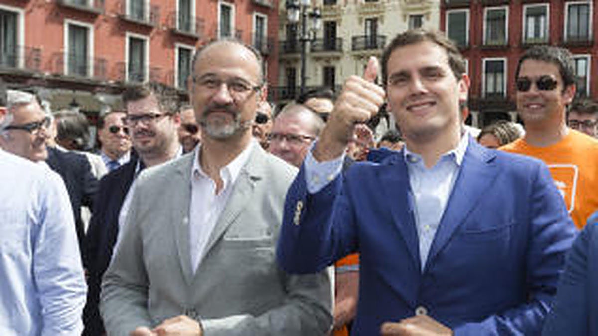 Luis Fuentes (C`s) amenaza a LA GACETA por desvelar su sueldo