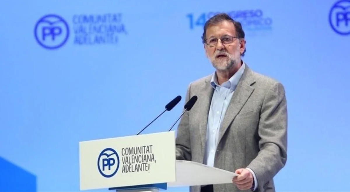 Rajoy pide desconfiar de los adanes que cuestionan la unidad nacional y destaca 5.000 millones más para las CCAA