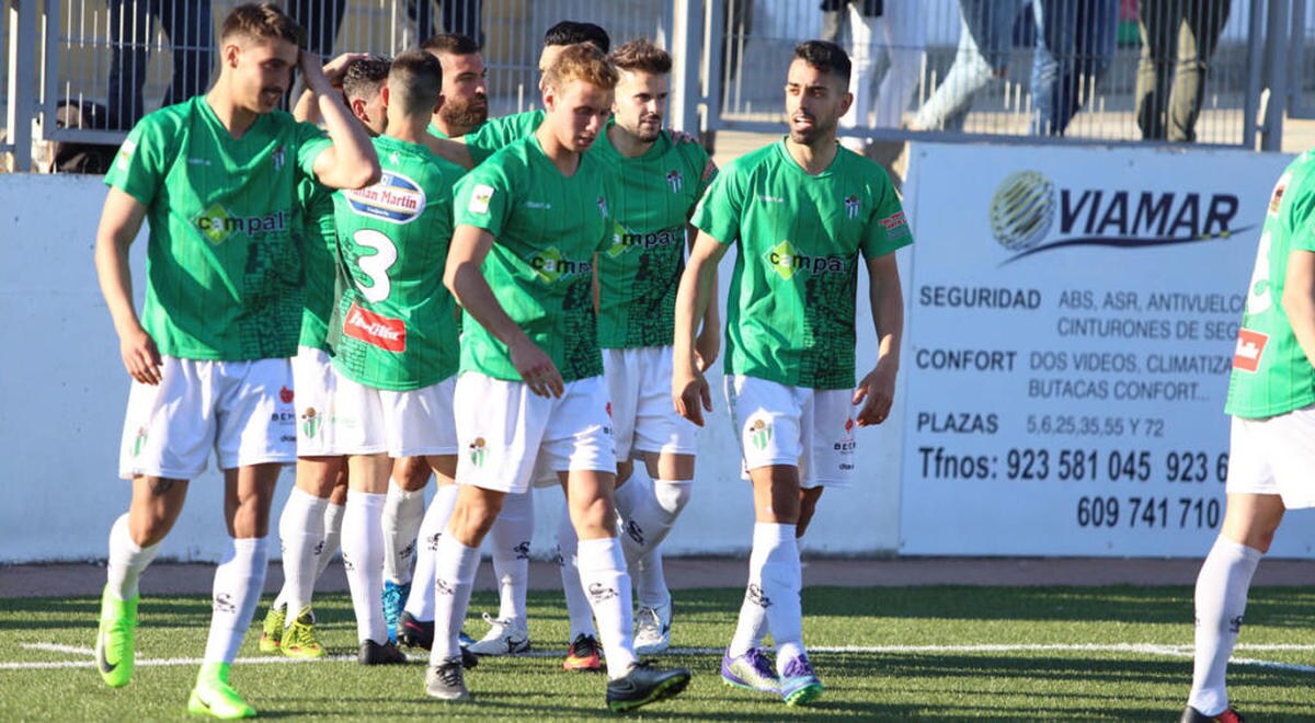 El Guijuelo suma 13 de los últimos 15 puntos tras golear el Caudal (4-1)