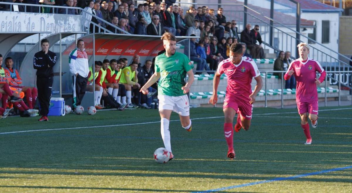 Triunfo balsámico del Guijuelo ante el Valladolid B (2-1)