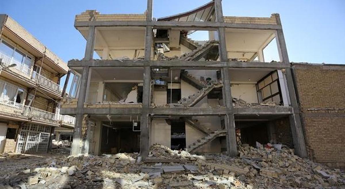 Aumentan a 328 los muertos en Irán por el terremoto en la frontera con Irak