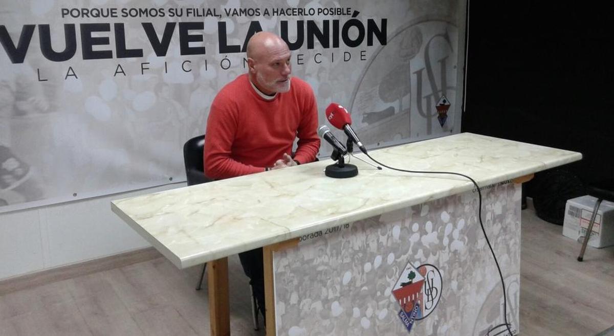 El Salmantino UDS y el Almazán acuerdan jugar el partido aplazado por la nieve el miércoles 7 de febrero