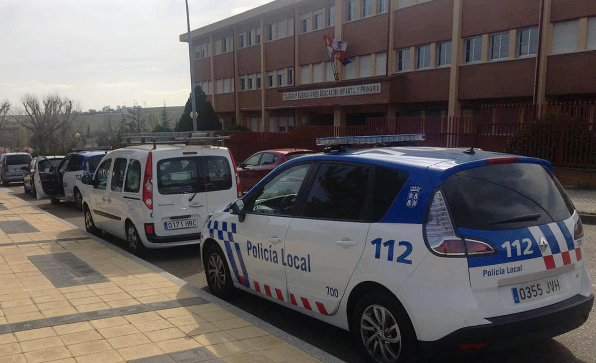Vuelven a pillar al 'okupa' de colegios tras instalarse en la cubierta del centro Gabriel Martín de Buenos Aires