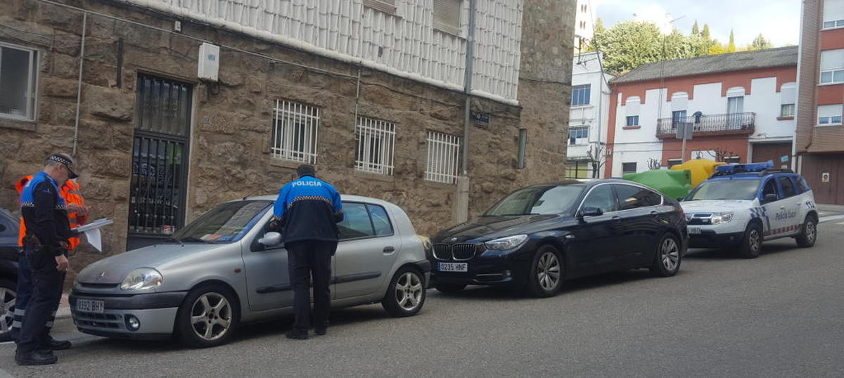 Herido un joven en un atropello en la calle Tejedores de Béjar