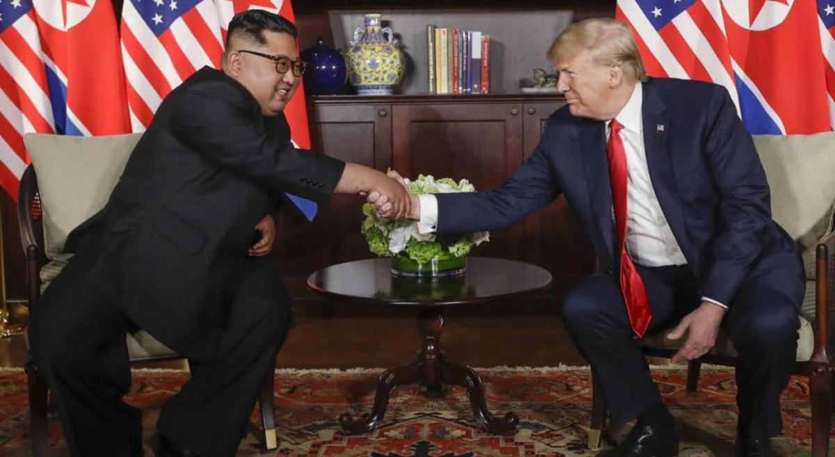 Trump y Kim Jong-Un firman un acuerdo histórico de desnuclearización