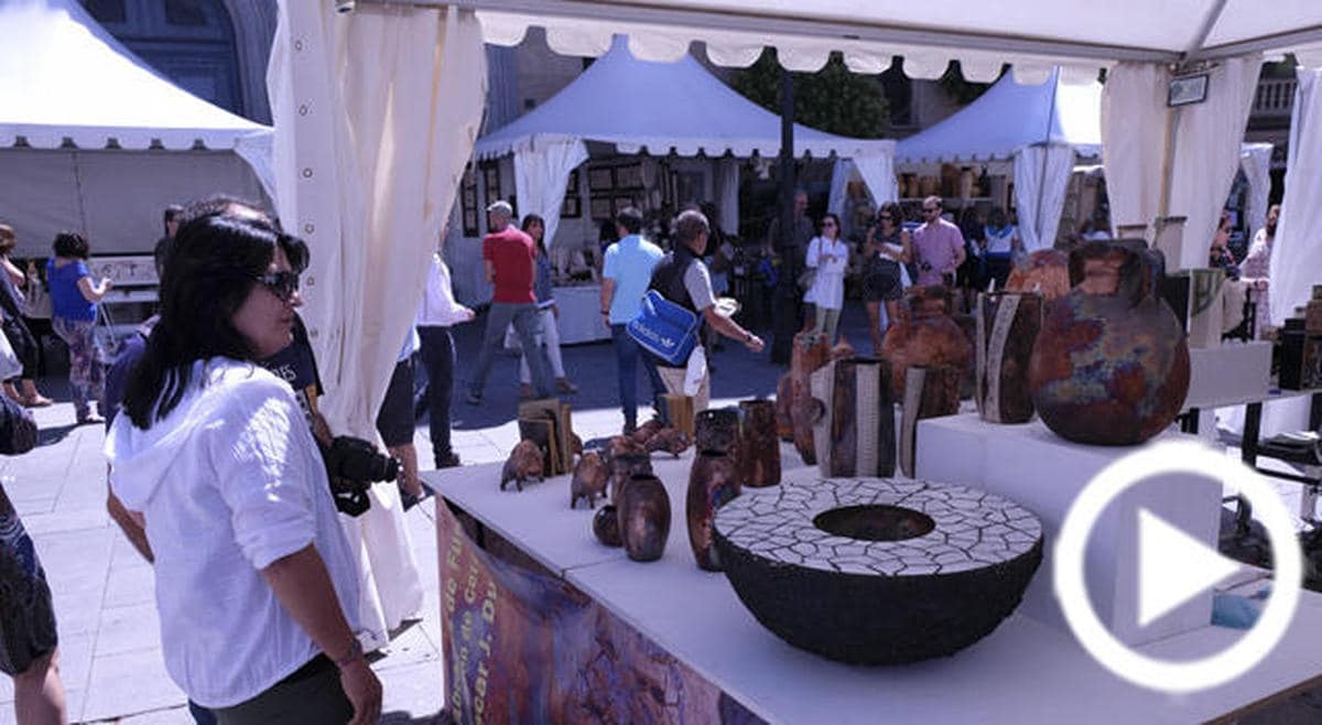 La Plaza de los Bandos reúne a lo mejor de la alfarería popular