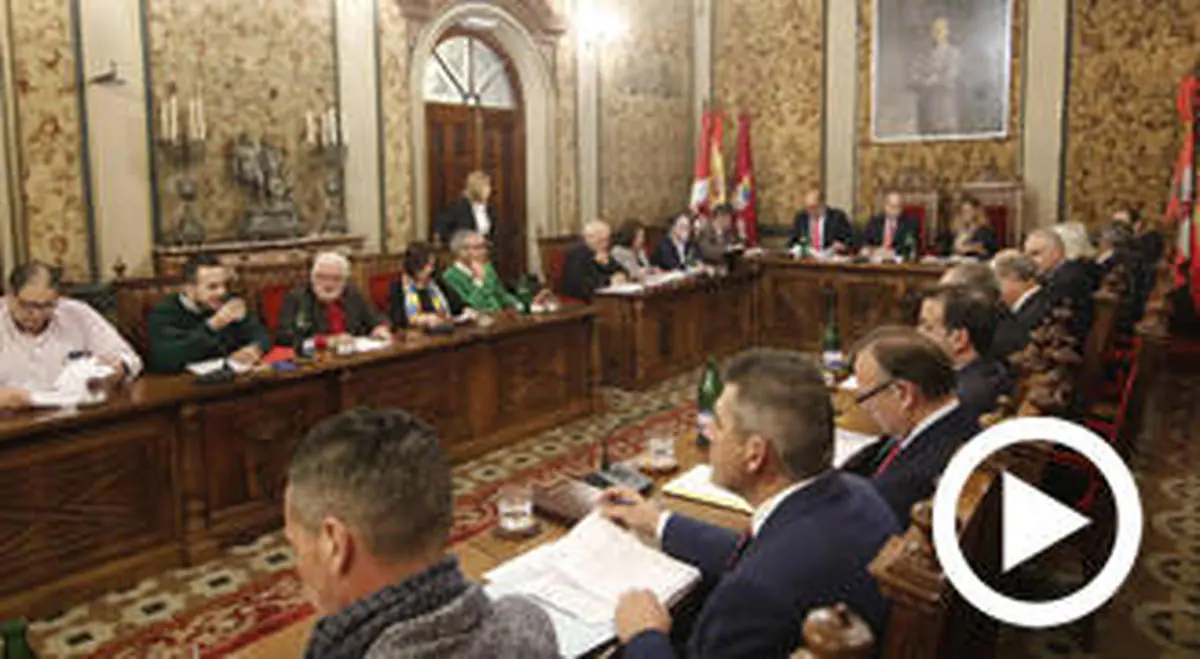 El PSOE pregunta al PP en la Diputación de qué coño va pidiendo que no salgan más papeles del Archivo