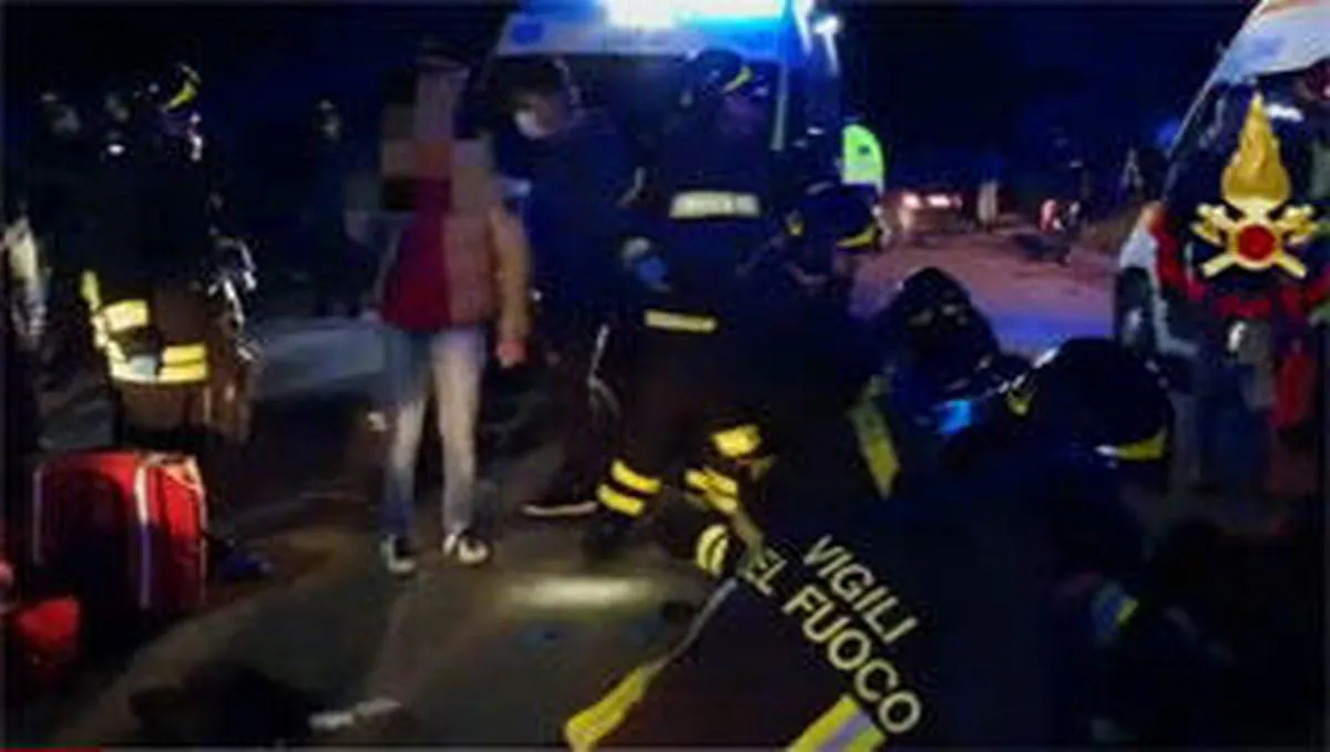 Tragedia: 6 muertos y más de 100 heridos por una estampida en la salida de una discoteca