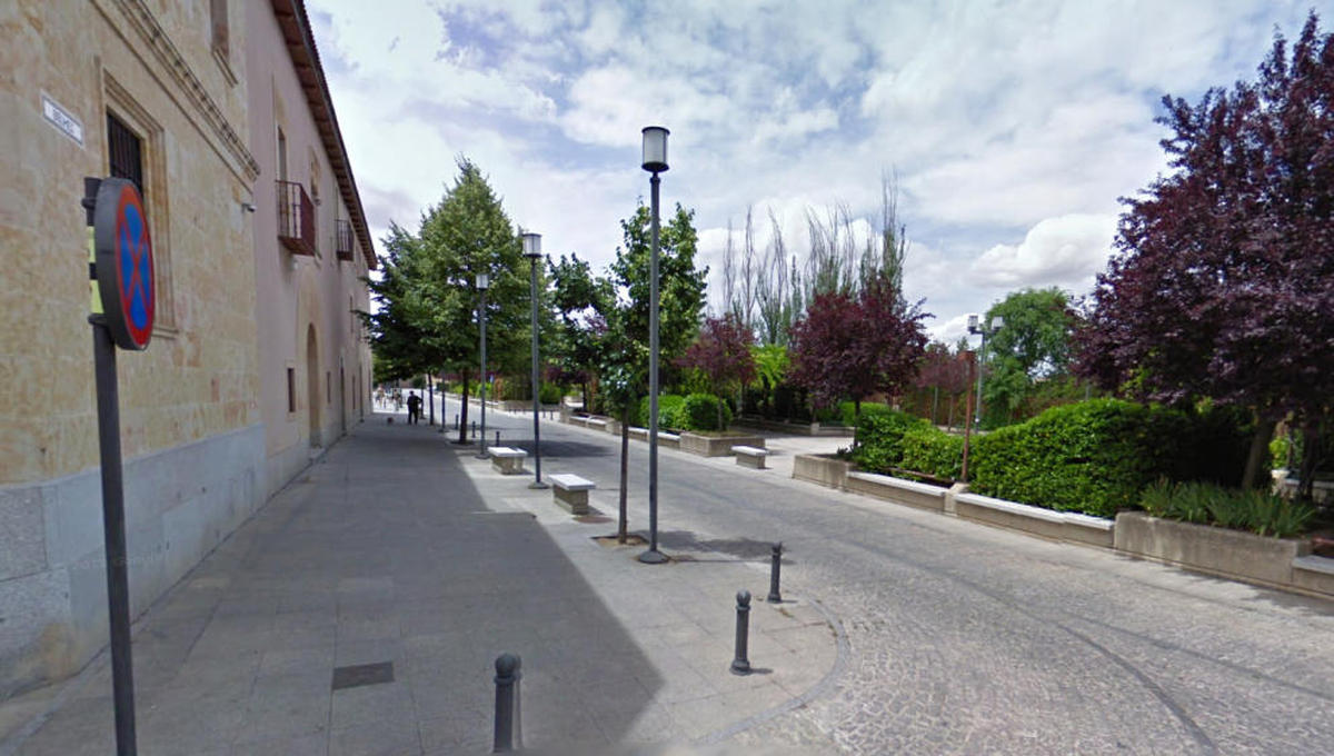 200 euros de multa por hacer una fogata en plena calle Balmes