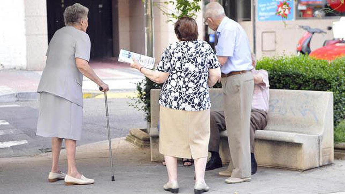 El número de pensiones en Salamanca sube ligeramente en octubre hasta las 79.302