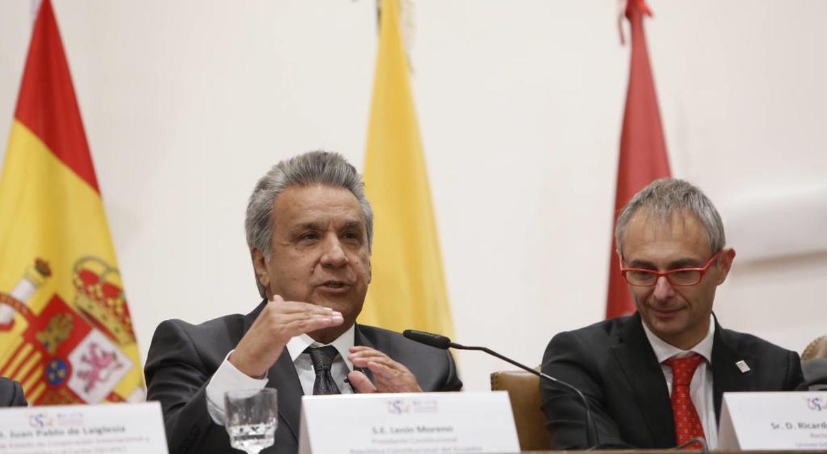 El presidente de Ecuador apoya a Guaidó desde Salamanca: Guardar silencio es mentir