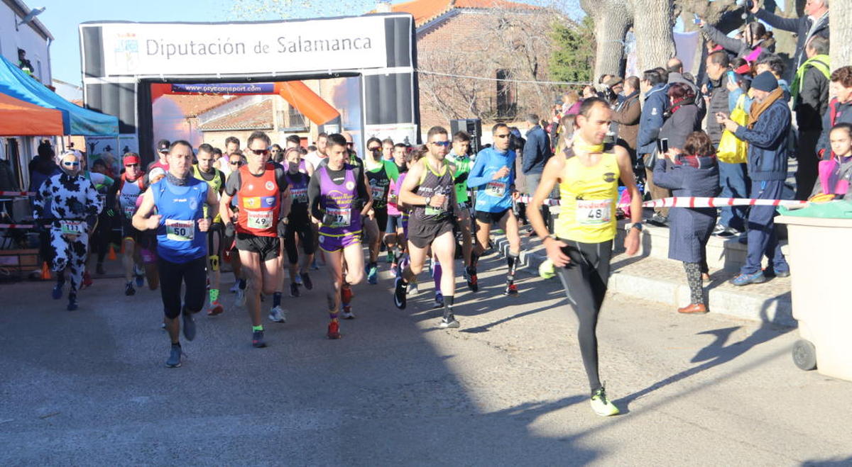 Paradinas de San Juan recauda m&aacute;s de 3.000 euros para la lucha contra el c&aacute;ncer gracias a la carrera del Rosc&oacute;n