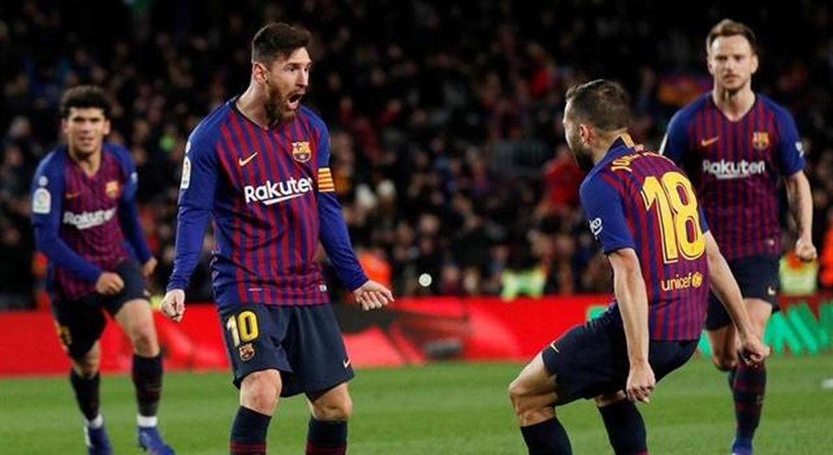 Messi saca un punto al nuevo Valencia (2-2)