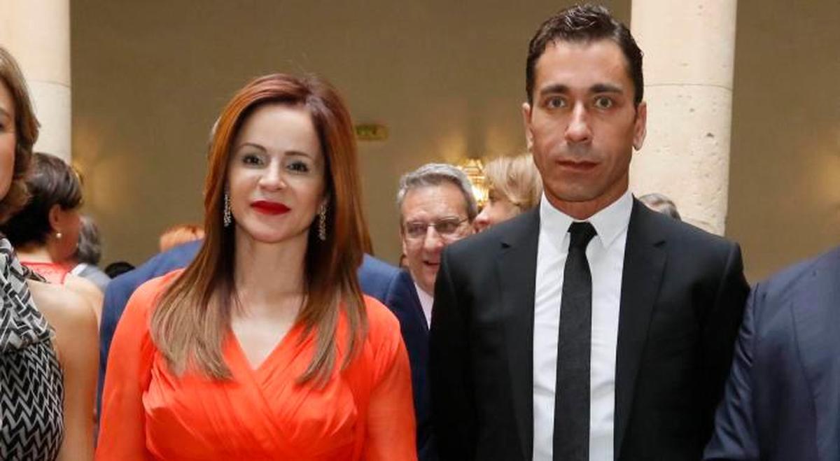 Silvia Clemente junto a su marido, Javier Meléndez.