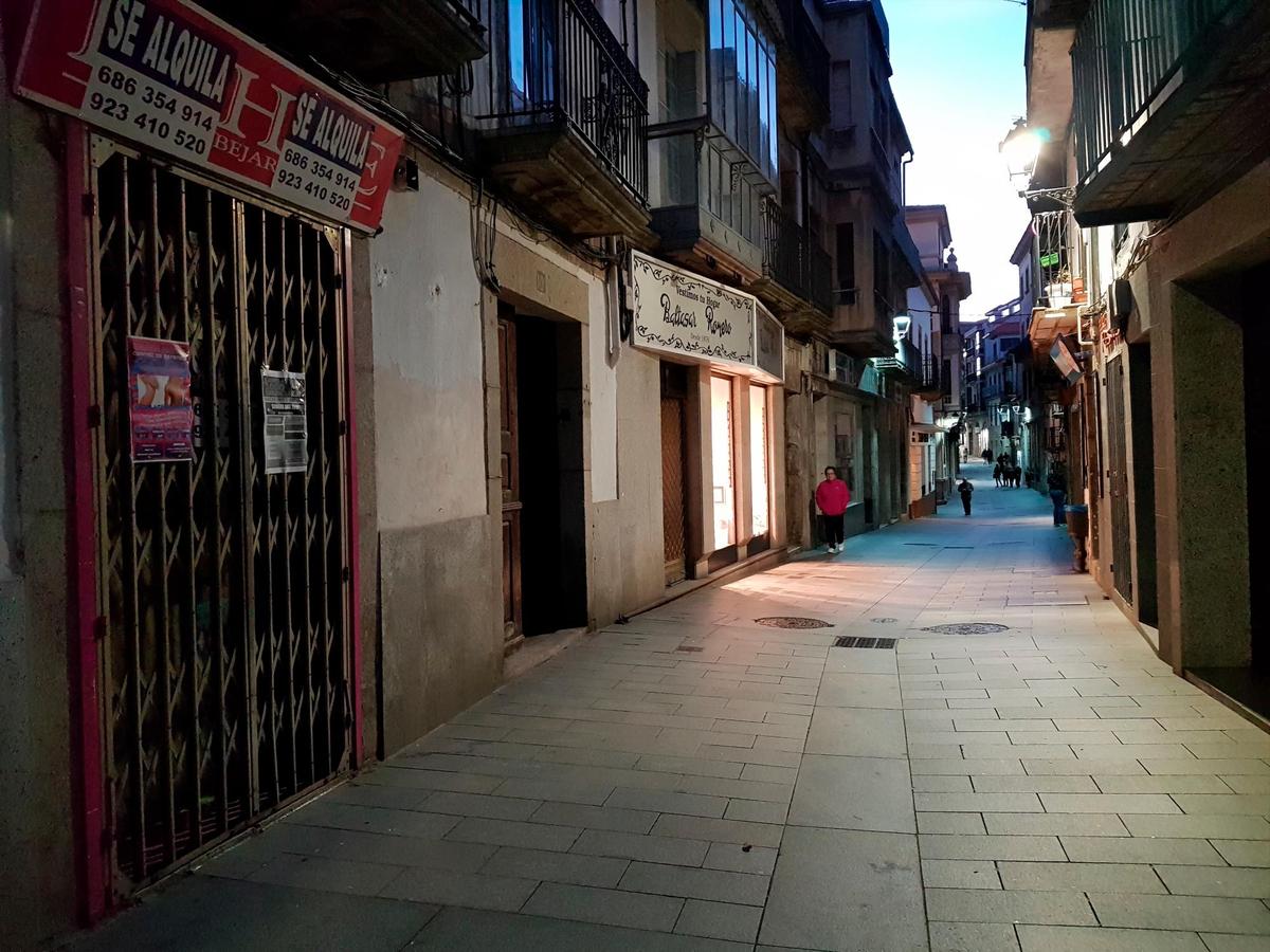 Negocios en alquiler y venta en la calle Mayor de Béjar.