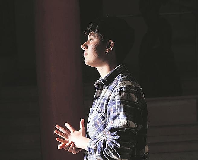 Lucas, joven salmantino de 18 años transexual.