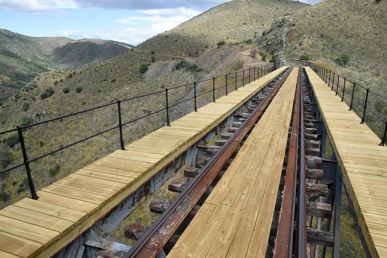 Instalaciones de “Camino de Hierro” en La Fregeneda.